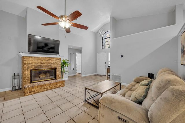 1921 BLUE FOX COURT, Orlando, FL 32825