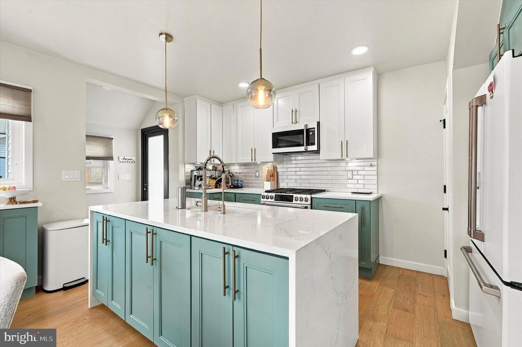 524 WALES RD, HAVERTOWN, PA 19083 — photo 4