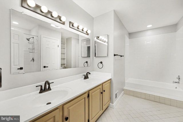 7705 JEWELWEED CT, Springfield, VA 22152