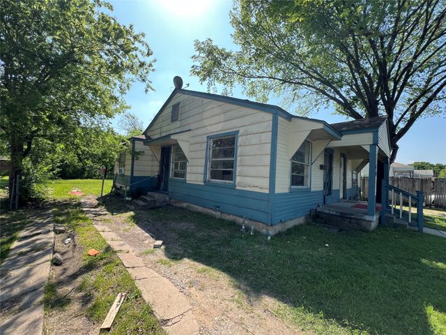 806 10th Street, Grand Prairie, TX 75051