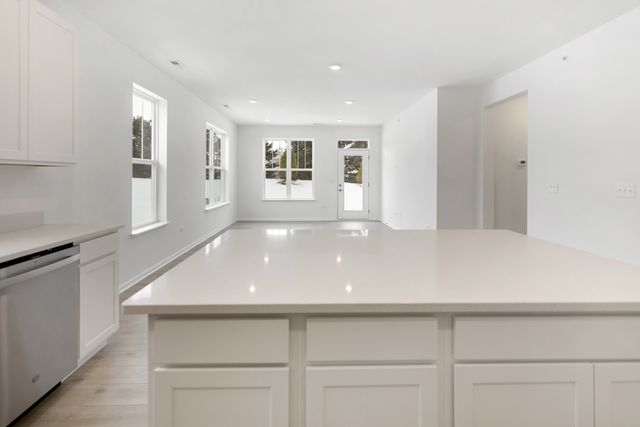 12245 Barcroft Circle, Huntley, IL 60142