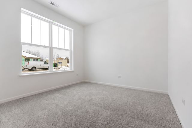 12245 Barcroft Circle, Huntley, IL 60142