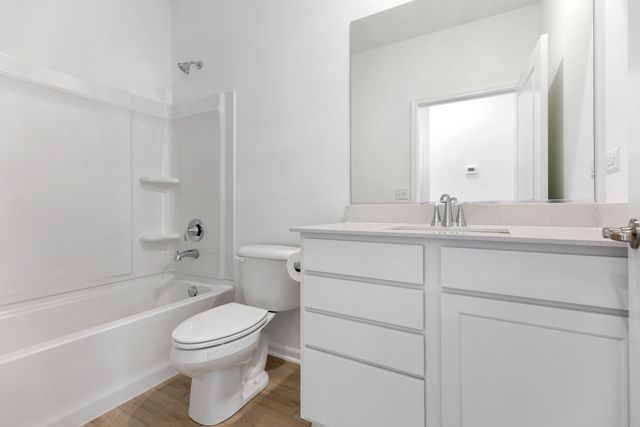 12245 Barcroft Circle, Huntley, IL 60142