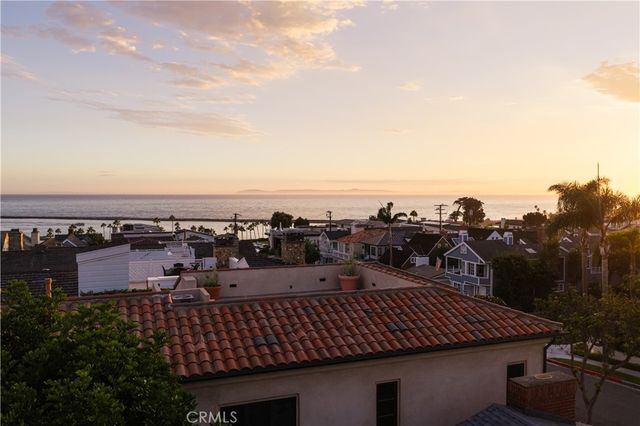 224 Iris Avenue, Corona Del Mar, CA 92625
