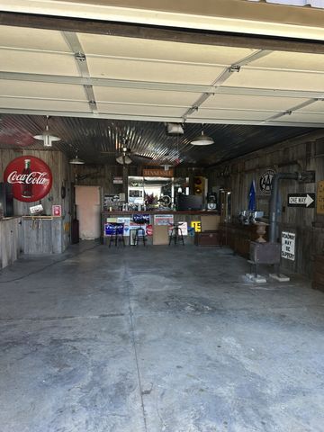 336 Cayenne Dr, Bell Buckle, TN 37020