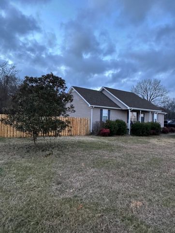 336 Cayenne Dr, Bell Buckle, TN 37020