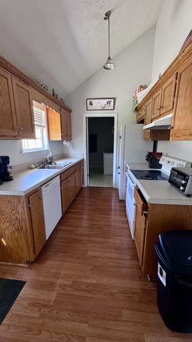 336 Cayenne Dr, Bell Buckle, TN 37020