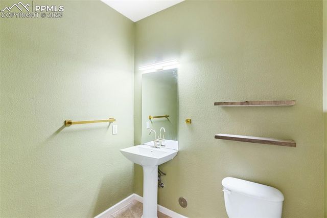 340 E Fountain Boulevard, Colorado Springs, CO 80903