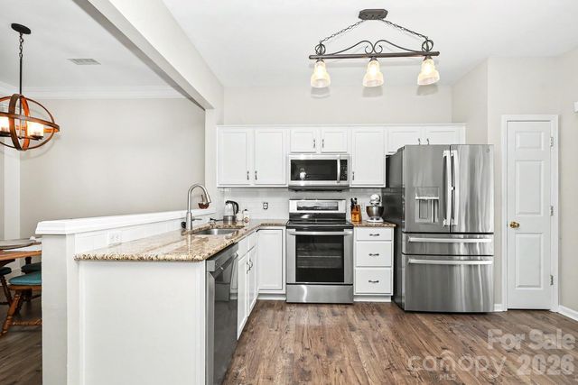 6614 Beverly Springs Drive, Charlotte, NC 28270