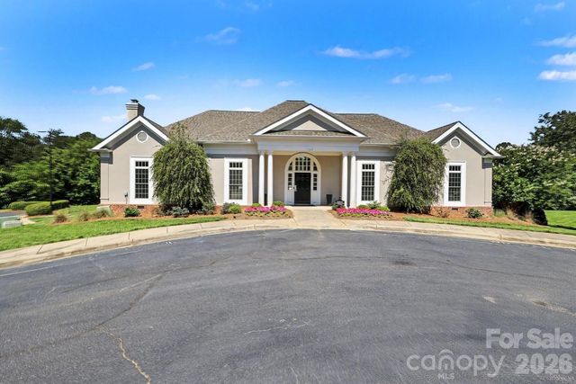 6614 Beverly Springs Drive, Charlotte, NC 28270