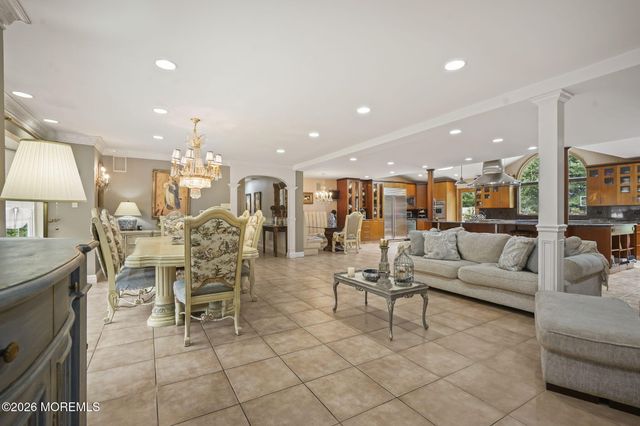 11 Lake Ontario Lane, Morganville, NJ 07751