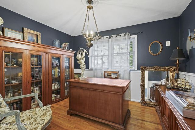 11 Lake Ontario Lane, Morganville, NJ 07751