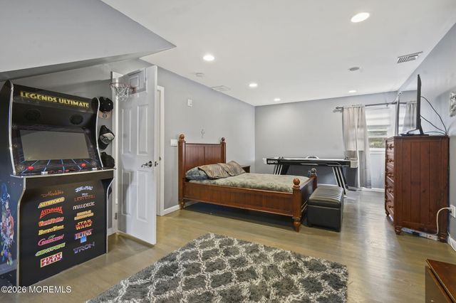 11 Lake Ontario Lane, Morganville, NJ 07751