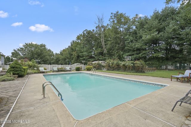 11 Lake Ontario Lane, Morganville, NJ 07751