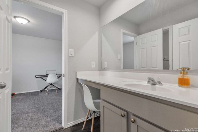 610 Pleasanton Way, San Antonio, TX 78221
