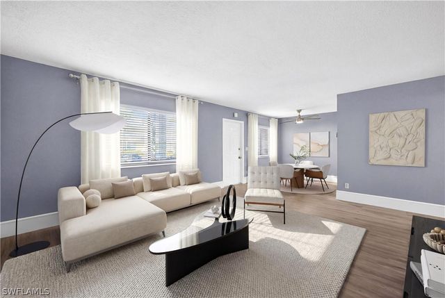 4617 Bayshore DR H4, Naples, FL 34112