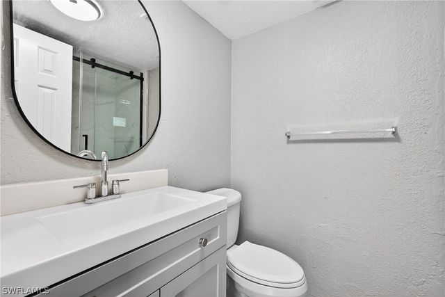 4617 Bayshore DR H4, Naples, FL 34112