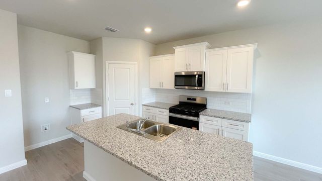 4324 BOWER HILL Drive, Fort Worth, TX 76036