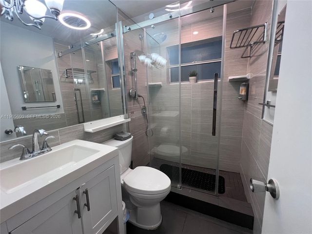 321 Wilson St A203, Hollywood, FL 33019