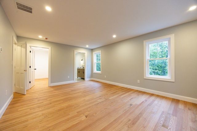 33 Azalea Road, Mansfield, MA 02048