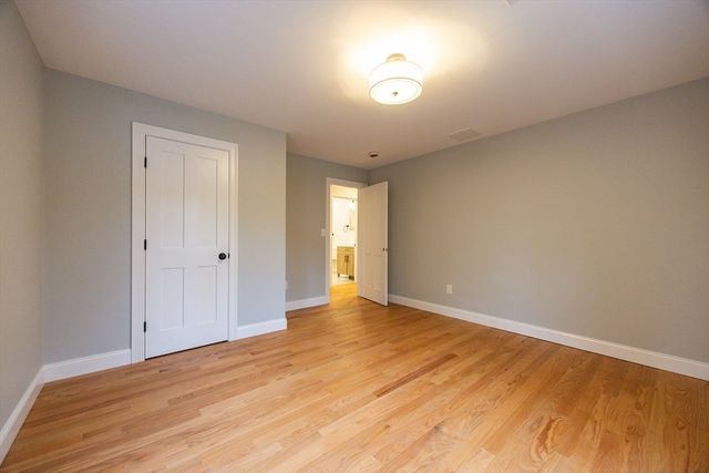 33 Azalea Road, Mansfield, MA 02048