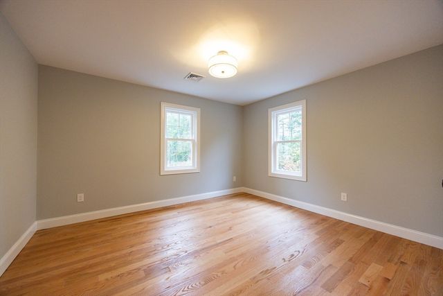 33 Azalea Road, Mansfield, MA 02048