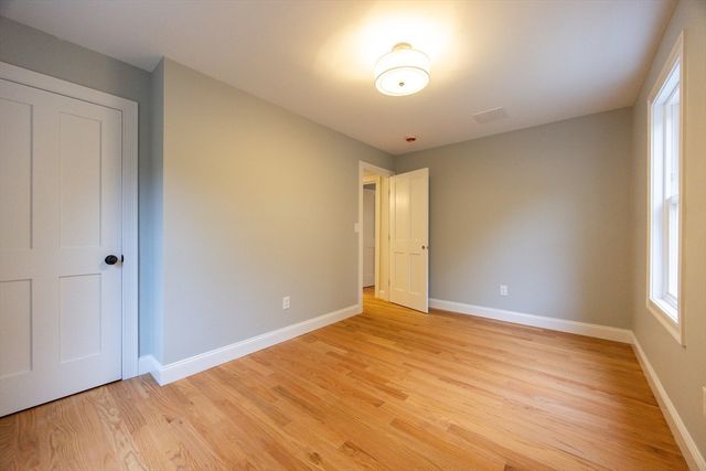 33 Azalea Road, Mansfield, MA 02048