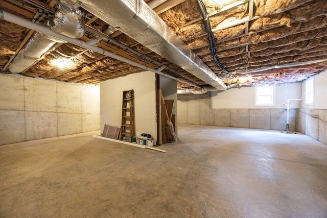 33 Azalea Road, Mansfield, MA 02048