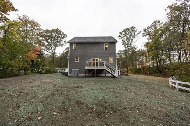 33 Azalea Road, Mansfield, MA 02048