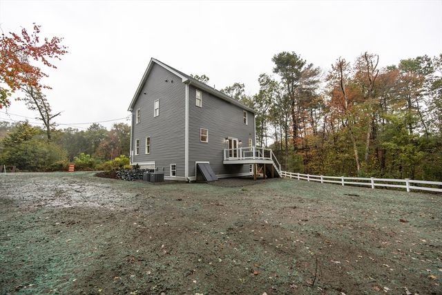 33 Azalea Road, Mansfield, MA 02048