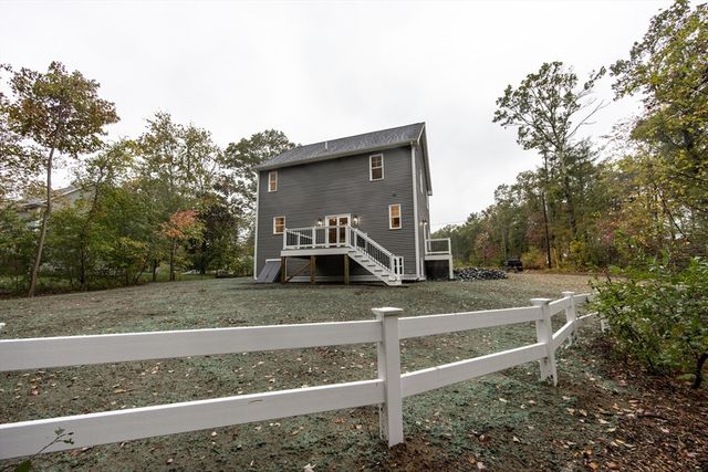 33 Azalea Road, Mansfield, MA 02048