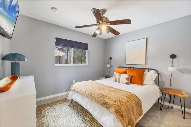 2445 APACHE STREET, Sarasota, FL 34231