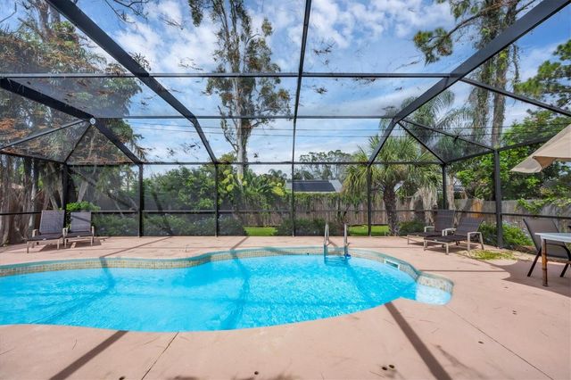 2445 APACHE STREET, Sarasota, FL 34231