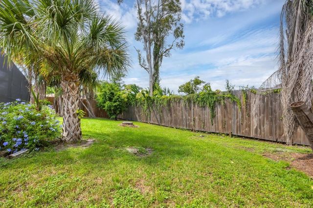 2445 APACHE STREET, Sarasota, FL 34231