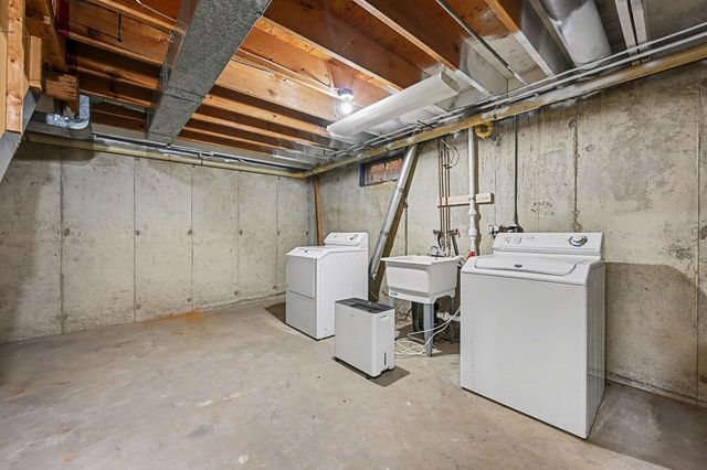 4609 Croyden Avenue, Kalamazoo, MI 49006