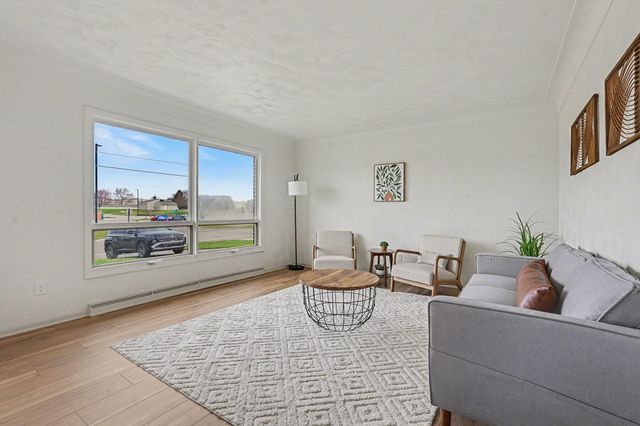 4609 Croyden Avenue, Kalamazoo, MI 49006