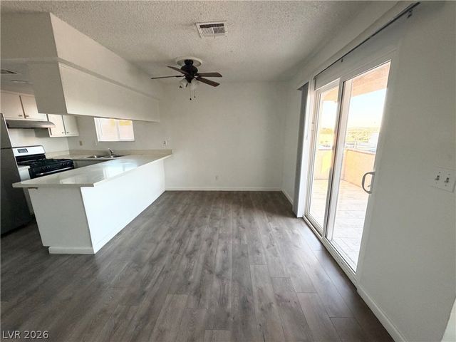 6953 Hopkins Drive D, Las Vegas, NV 89156