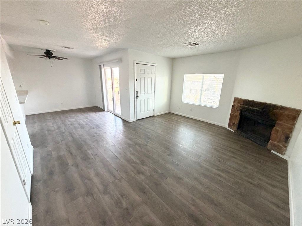 6953 Hopkins Drive D, Las Vegas, NV 89156