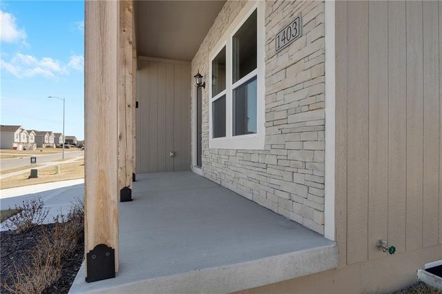 603 Foxglove Lane, Raymore, MO 64083