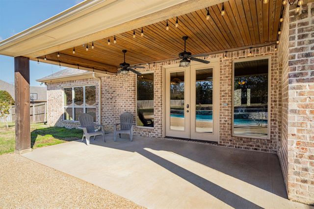 170 Kayla Ln, Longview, TX 75602