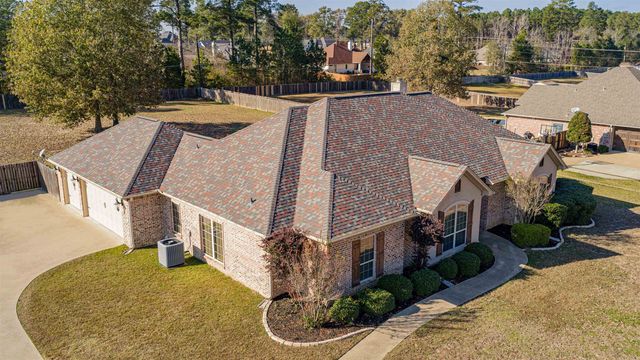 170 Kayla Ln, Longview, TX 75602