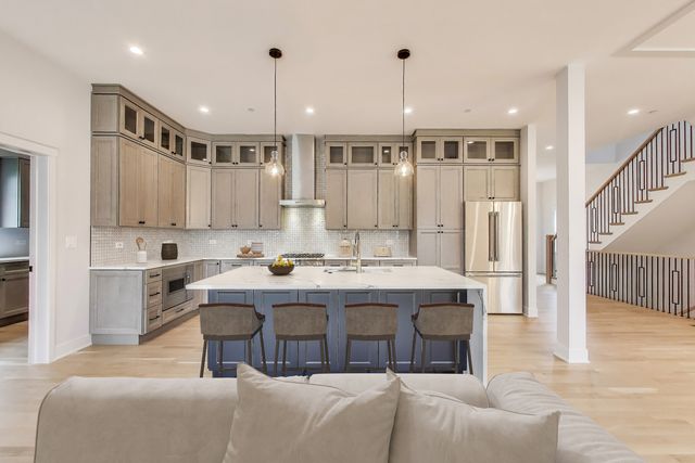 7302 Ponto Court, Morton Grove, IL 60053