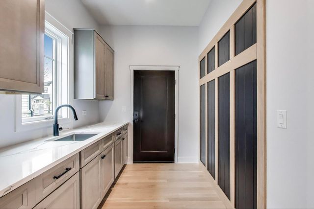 7302 Ponto Court, Morton Grove, IL 60053