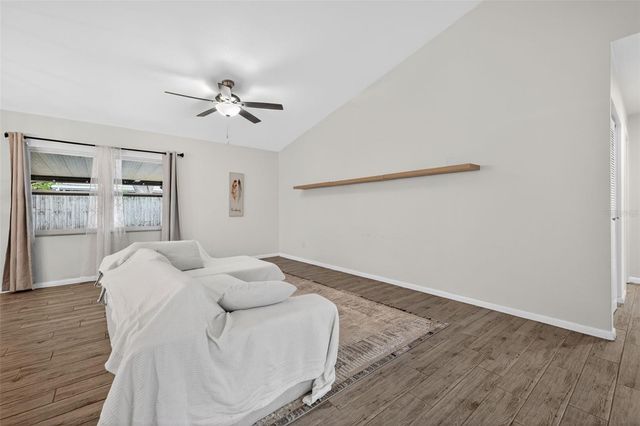 2705 LAKEVILLE DRIVE, Tampa, FL 33618