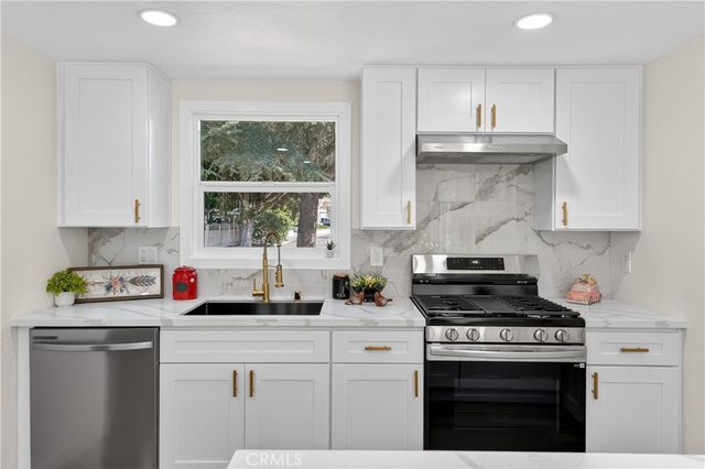 3248 E Point Cedar Drive, West Covina, CA 91792