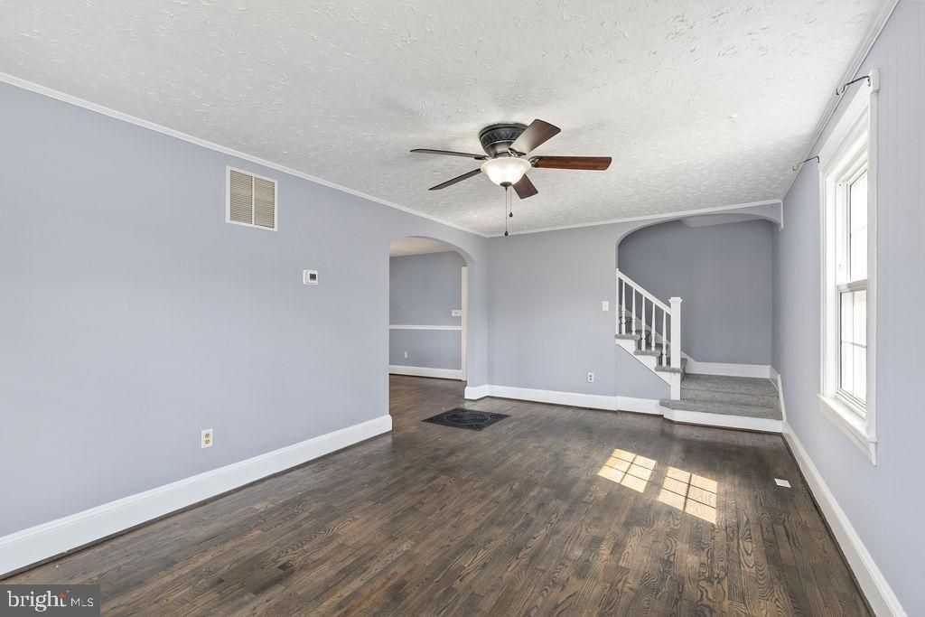 414 E 6TH ST, Front Royal, VA 22630