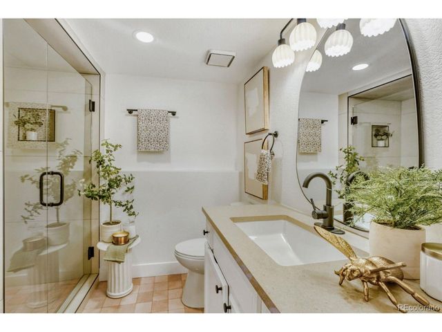 3904 W 63rd Pl, Arvada, CO 80003