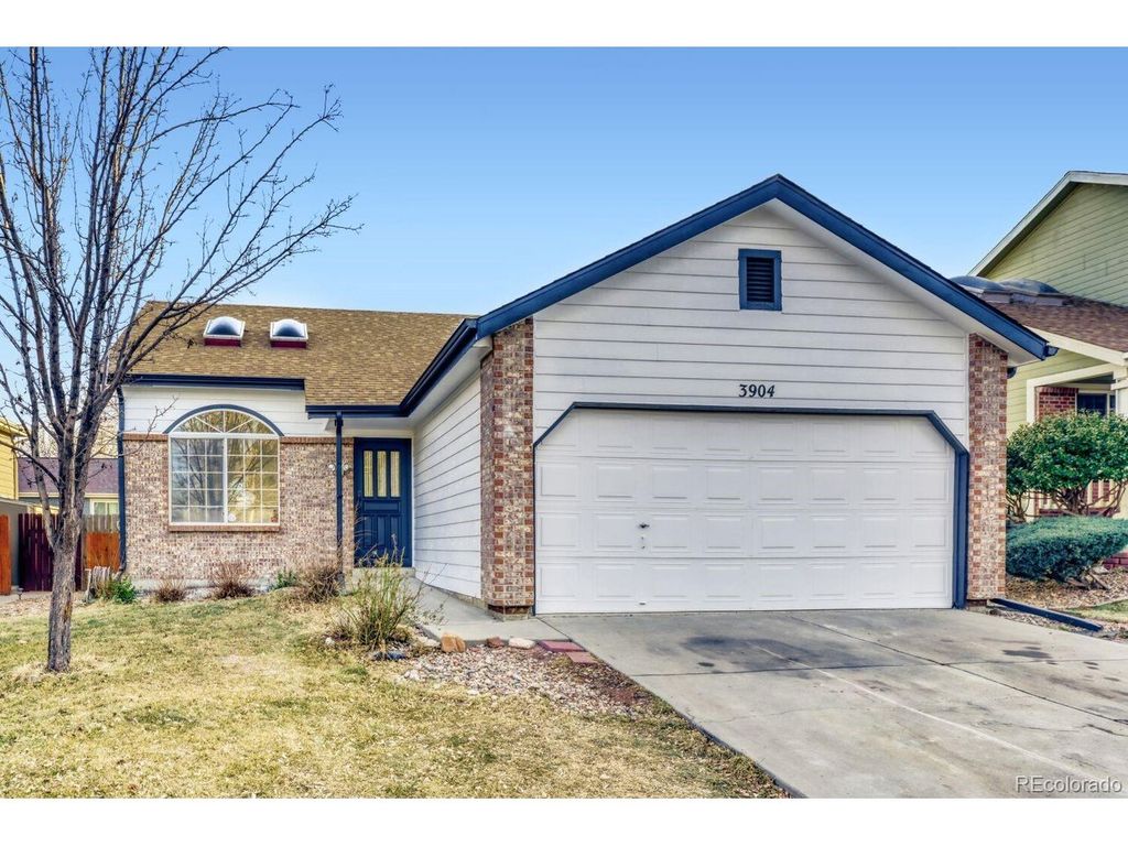 3904 W 63rd Pl, Arvada, CO 80003