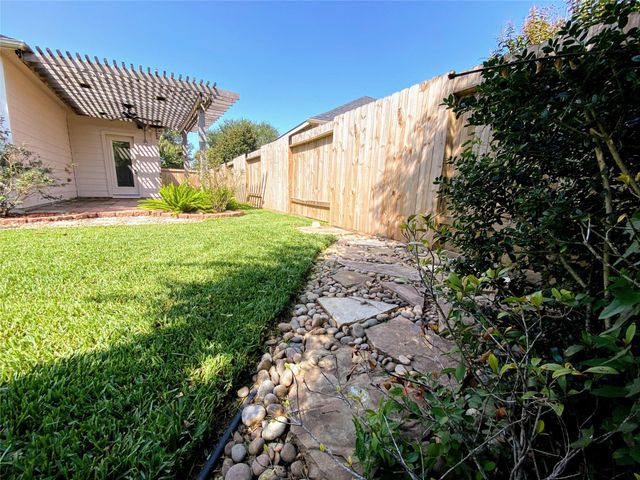 314 River Briar Lane, Richmond, TX 77406