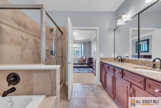 1103 Enclave Circle 1103, Franklin, NJ 08873